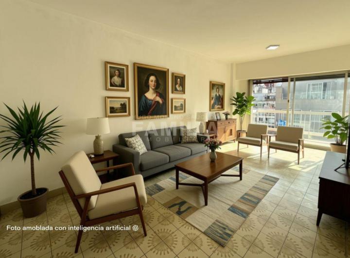 Departamento · 82m² · 4 Ambientes · 1 Cochera