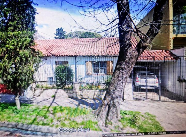 Casa · 90m² · 3 Ambientes · 1 Cochera