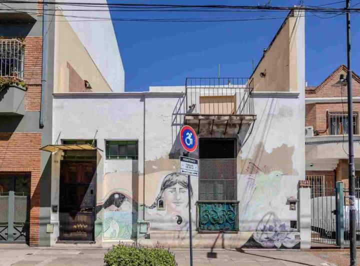 Casa · 243m² · 8 Ambientes