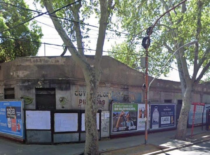 Terreno · 330m²