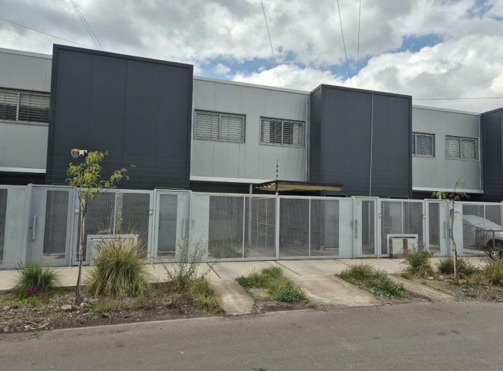 Departamento · 70m² · 4 Ambientes · 1 Cochera