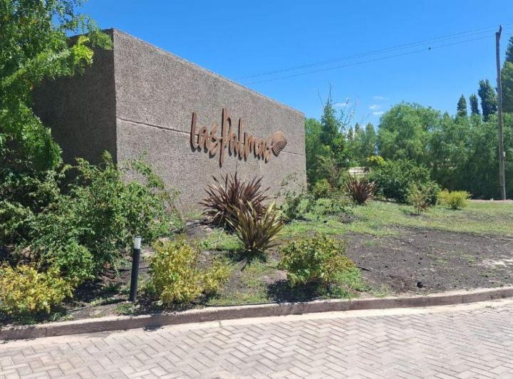 Terreno · 600m²
