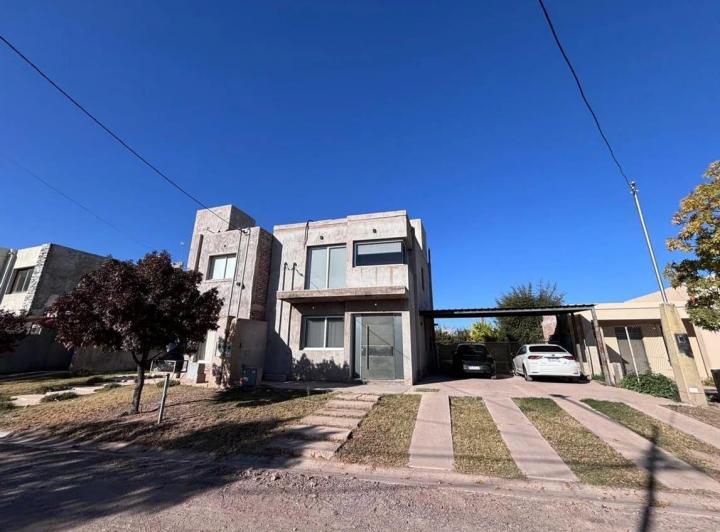 Casa · 116m² · 3 Ambientes