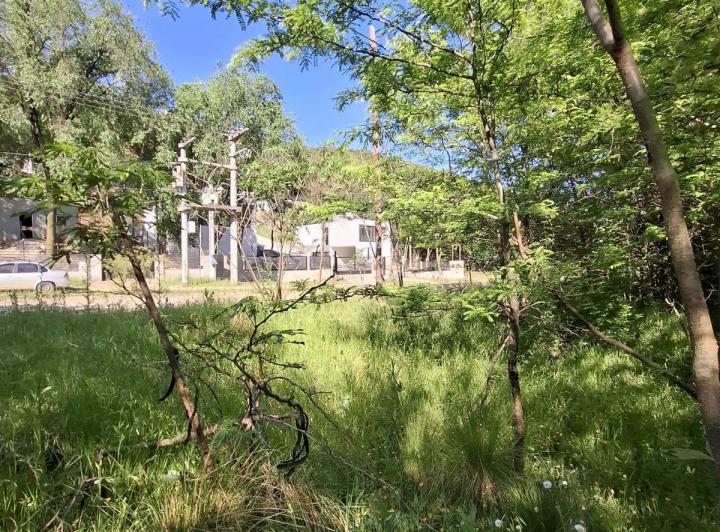 Terreno · 636m²