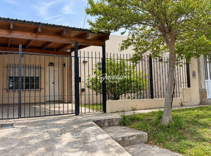 Casa · 245m² · 5 Ambientes