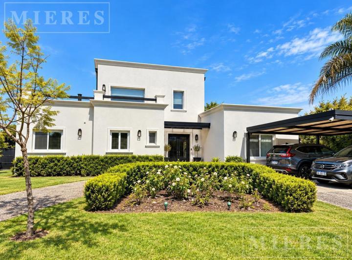 Casa · 334m² · 4 Ambientes