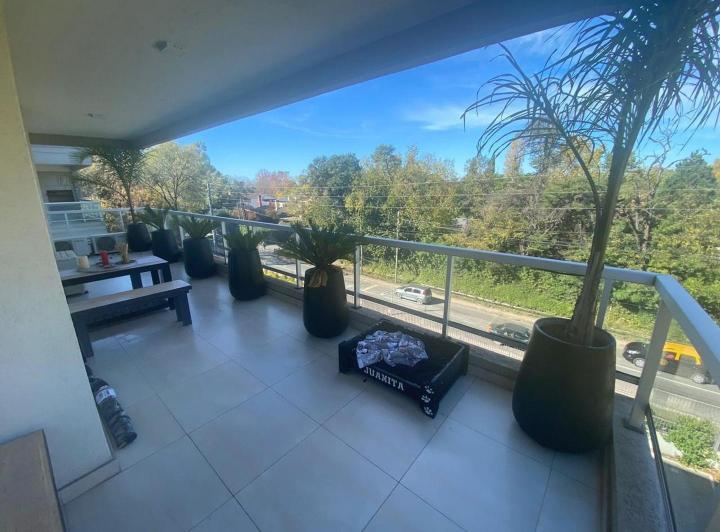 Departamento · 82m² · 3 Ambientes · 1 Cochera