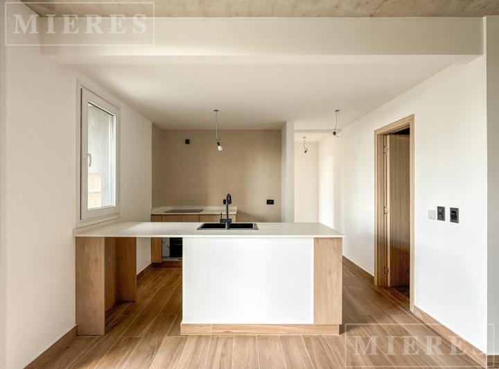 Departamento · 64m² · 2 Ambientes · 1 Cochera