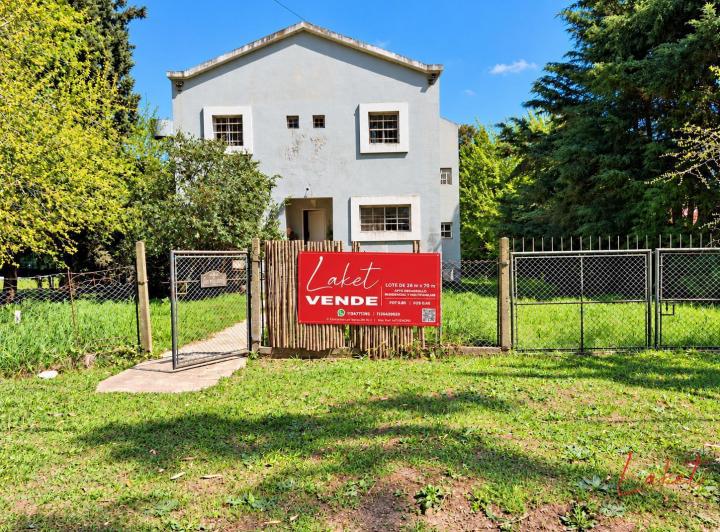 Terreno · 1758m²