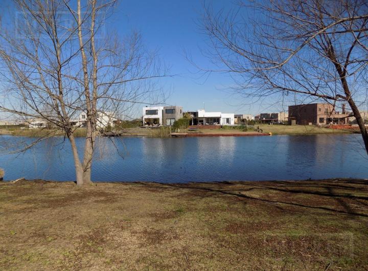 Terreno · 800m²