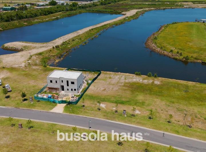 Terreno · 901m²
