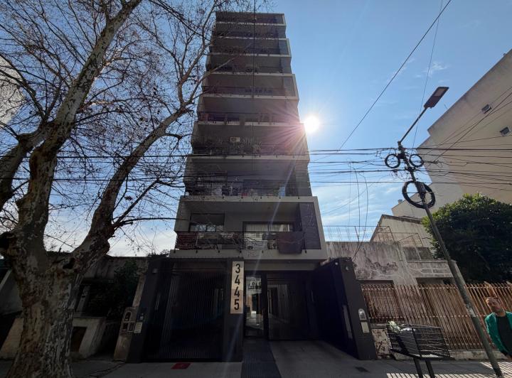 Departamento · 50m² · 2 Ambientes · 1 Cochera