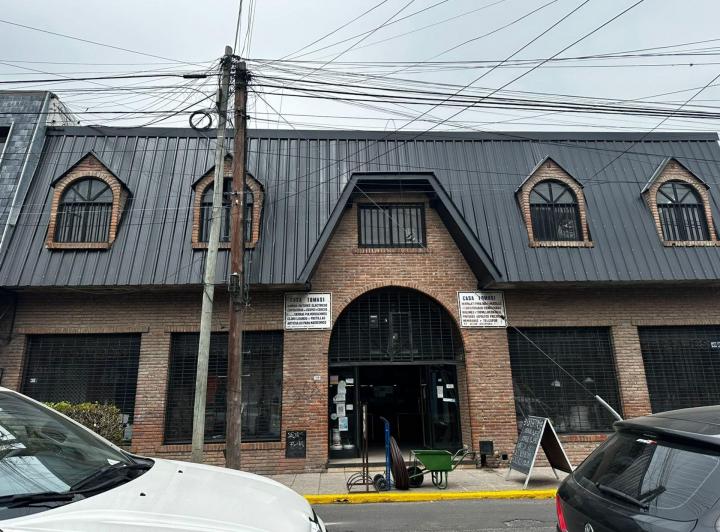 Local comercial · 550m²