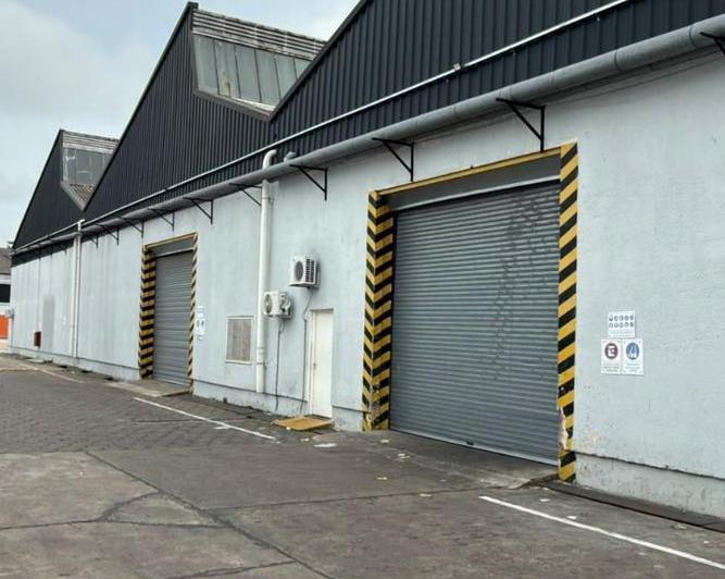 Depósito · 2317m²