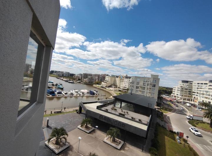 Oficina comercial · 60m² · 1 Ambiente · 1 Cochera