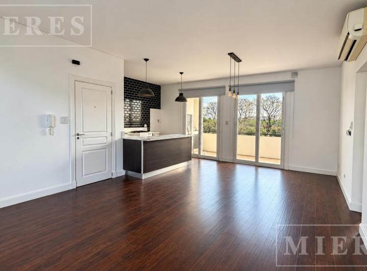 Departamento · 90m² · 2 Ambientes · 1 Cochera