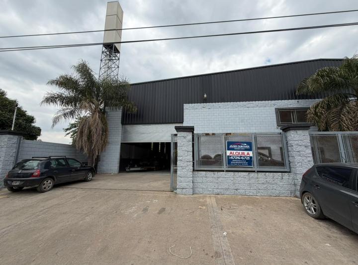 Depósito · 730m²