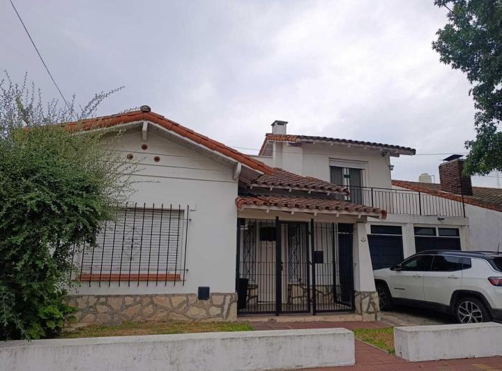 Casa · 130m² · 4 Ambientes