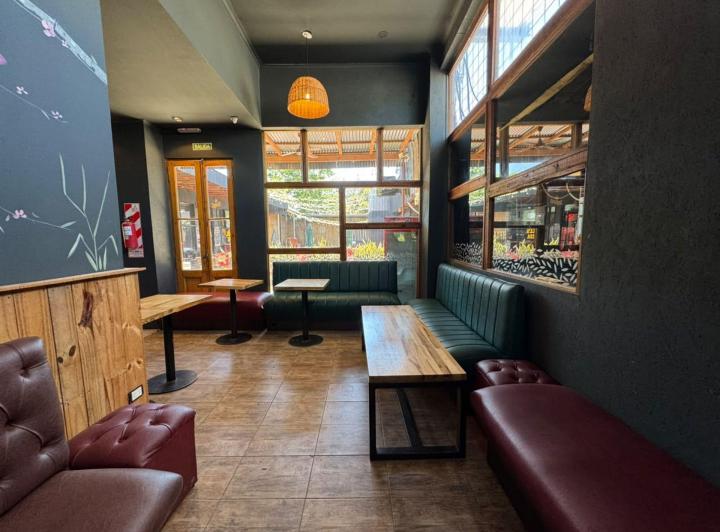 Local comercial · 84m²