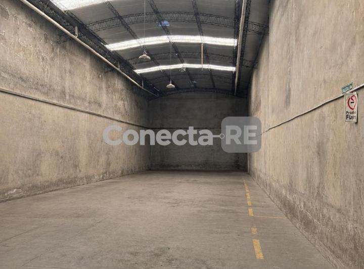 Depósito · 431m²