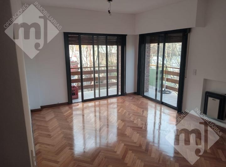 Departamento · 70m² · 3 Ambientes · 1 Cochera
