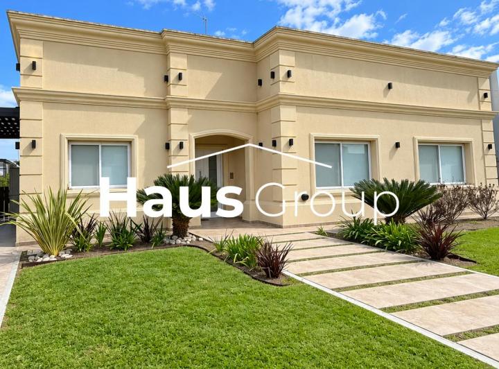 Casa · 190m² · 5 Ambientes · 1 Cochera