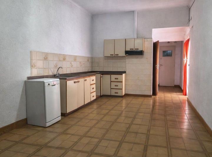 Casa · 180m² · 6 Ambientes · 2 Cocheras