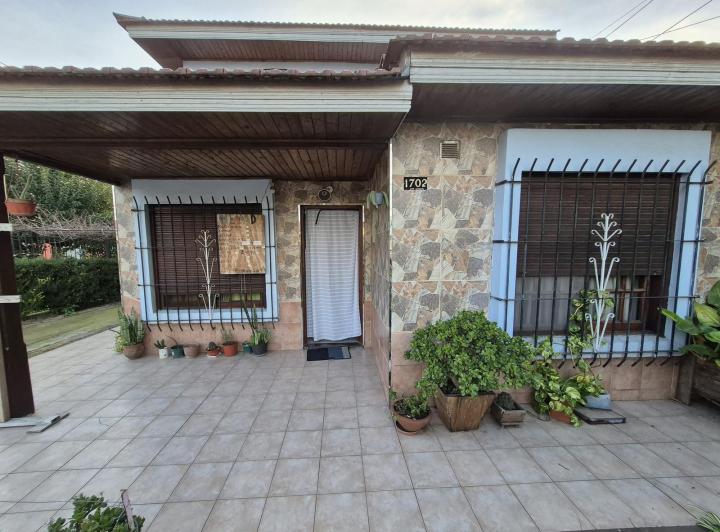 Casa · 116m² · 4 Ambientes · 2 Cocheras