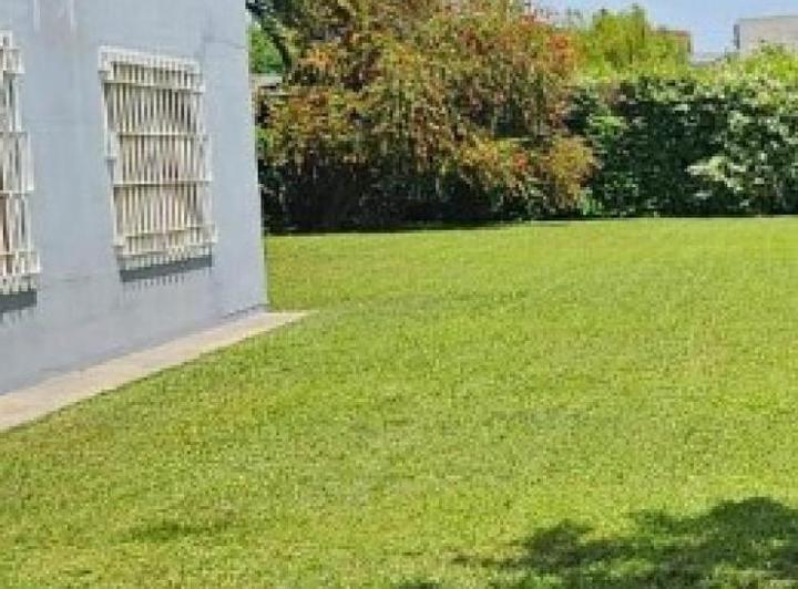 Casa · 150m² · 5 Ambientes · 2 Cocheras