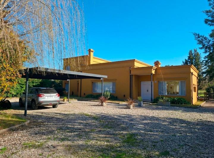 Casa · 277m² · 9 Ambientes · 4 Cocheras