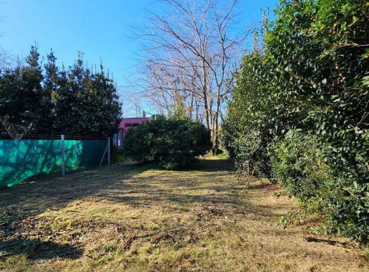 Terreno · 445m²