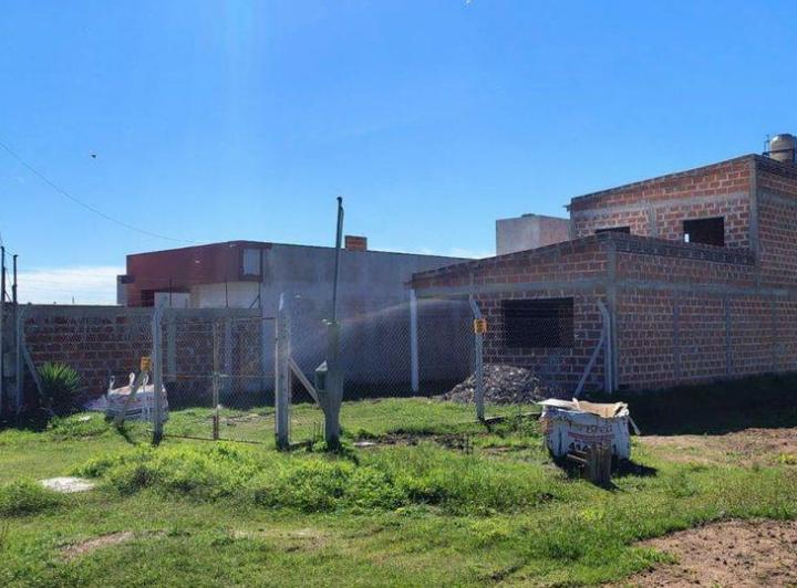 Terreno · 219m²