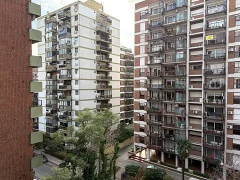 Departamento en Venta en Acassuso Vias  /  Santa Fe, Acassuso