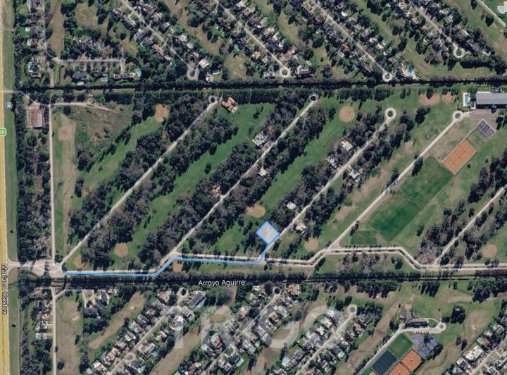 Terreno · 834m²
