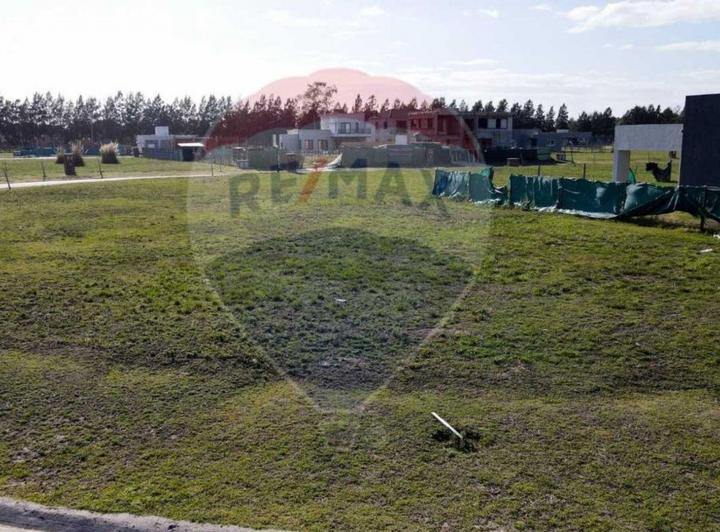 Terreno · 700m²