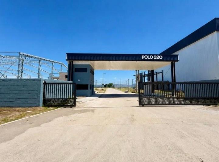 Bodega-Galpón · 1000m² · 5 Cocheras