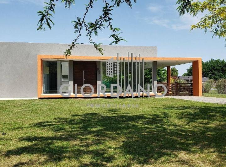 Casa · 121m² · 4 Ambientes