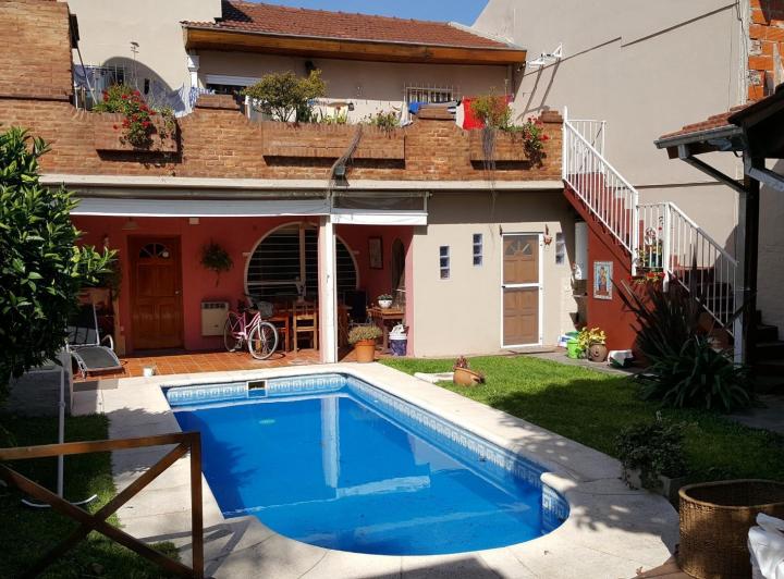 Casa · 201m² · 5 Ambientes · 1 Cochera