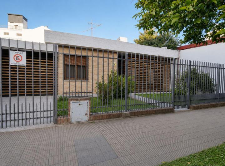 Casa · 120m² · 4 Ambientes · 1 Cochera