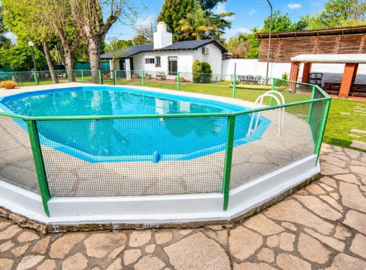 Casa · 98m² · 2 Ambientes · 2 Cocheras