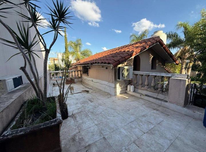 Casa · 154m² · 4 Ambientes · 2 Cocheras