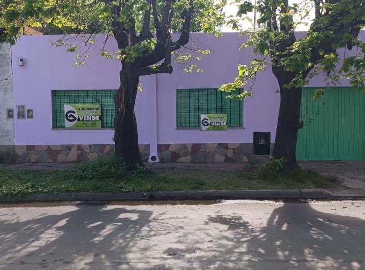 Casa · 450m² · 5 Ambientes
