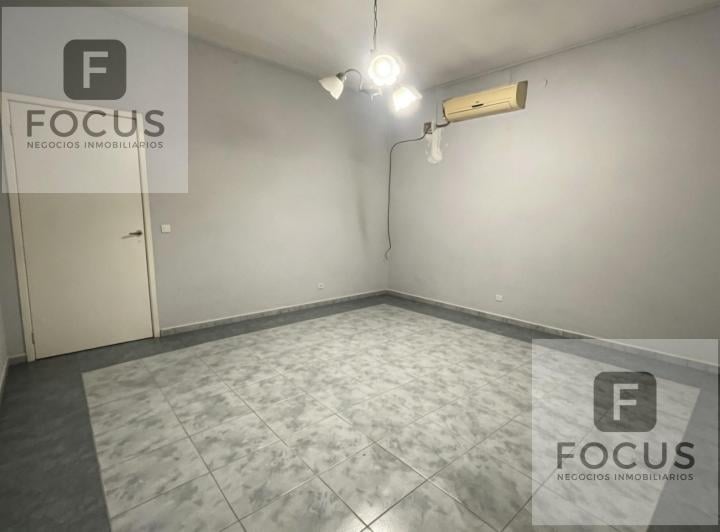 Casa · 94m² · 4 Ambientes · 1 Cochera