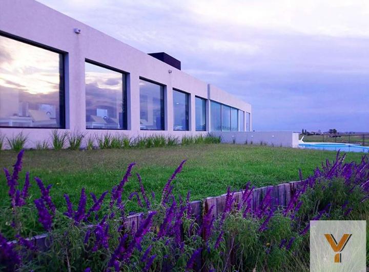 Terreno · 1800m²