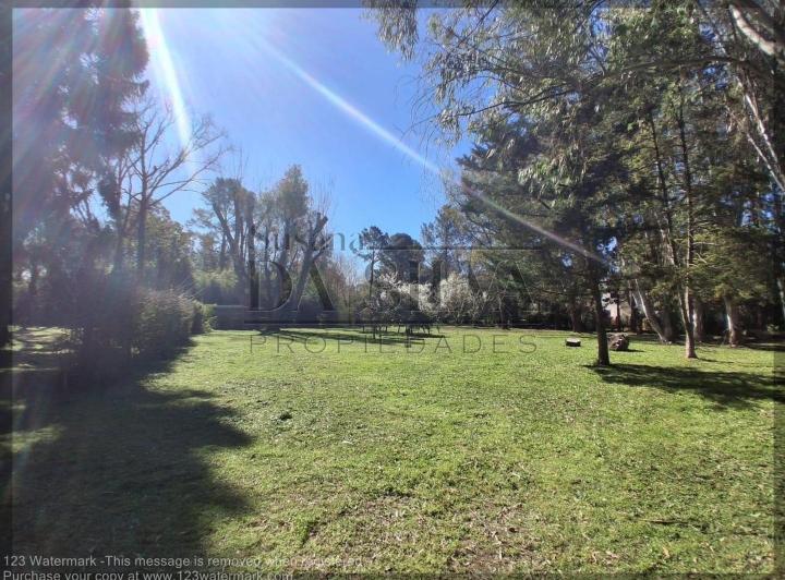Terreno · 2516m²