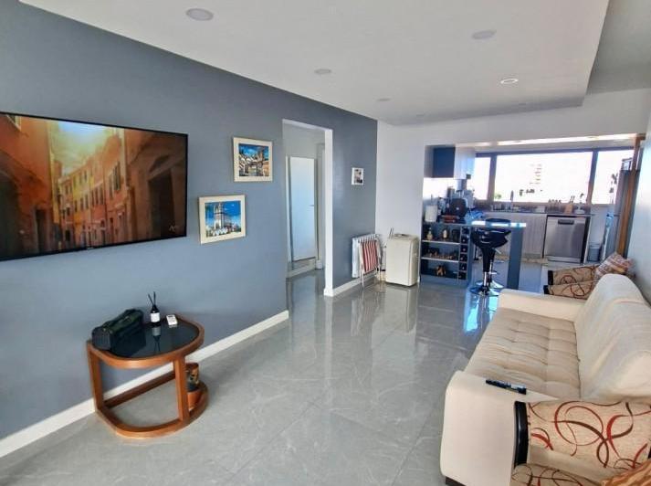Departamento · 10m² · 3 Ambientes · 1 Cochera
