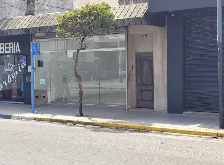 Local comercial · 150m²