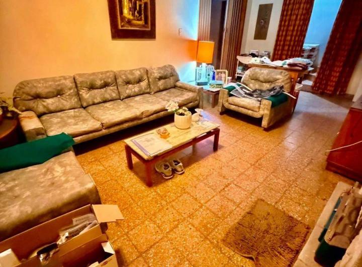 Casa · 188m² · 6 Ambientes · 1 Cochera