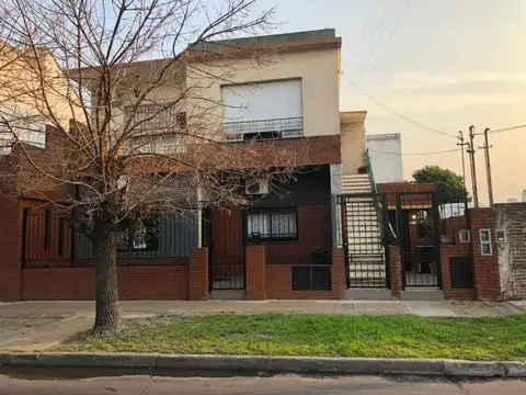 Casa en Venta en El Palomar, Partido de Morón