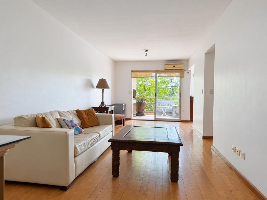 MARTÍNEZ – 3 AMB. CON BALCÓN TERRAZA Y COCHERA
